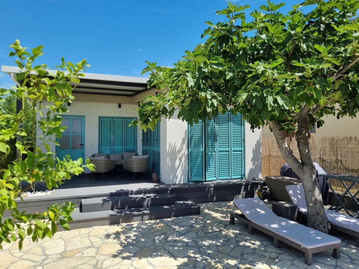 Beach House Ana Sukosan Luaran gambar
